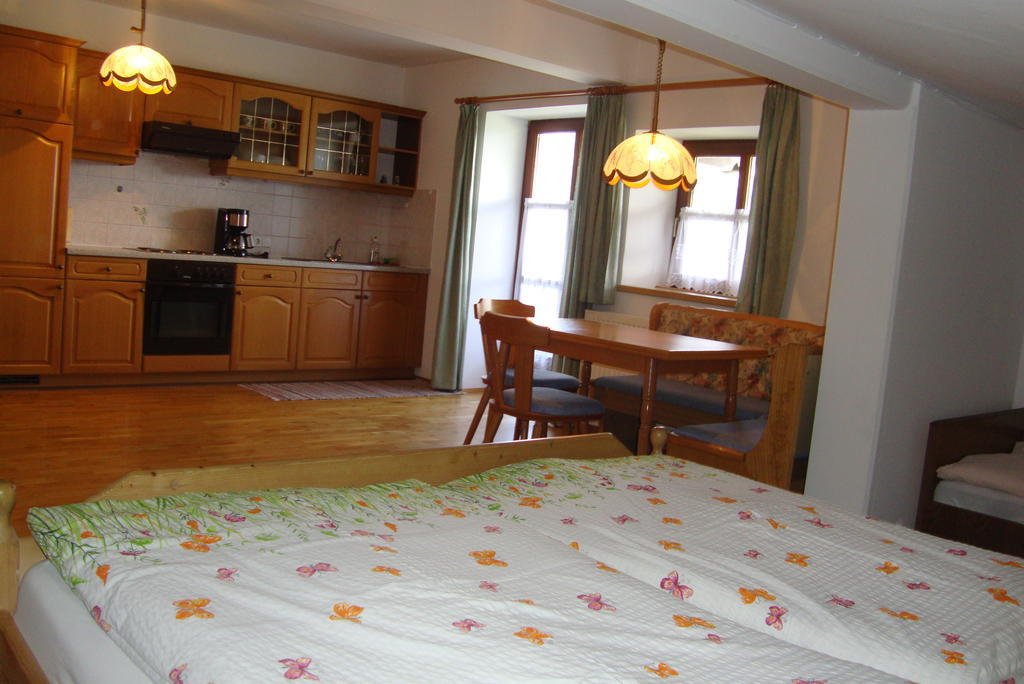 Schachengut Villa Bad Gastein Szoba fotó