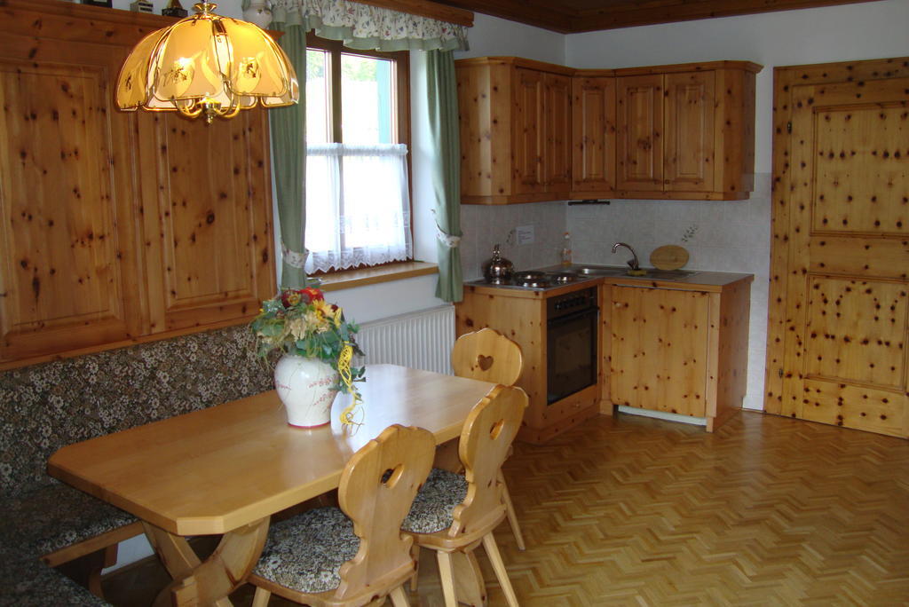 Schachengut Villa Bad Gastein Szoba fotó