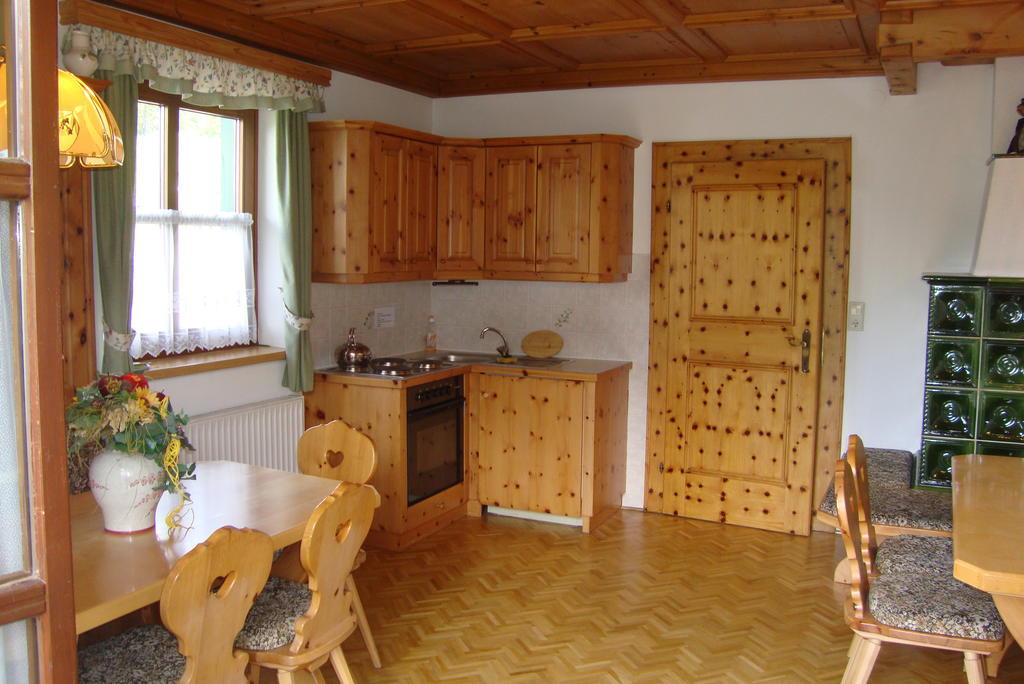 Schachengut Villa Bad Gastein Szoba fotó